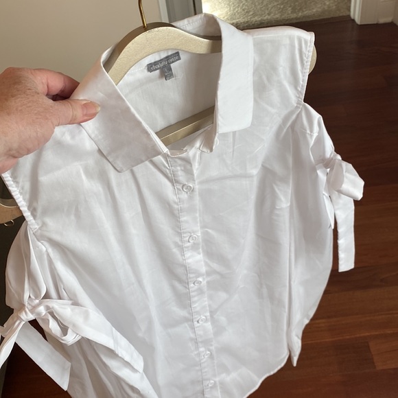 Charlotte Russe ladies, white button down with open shoulders and bow ties - Picture 3 of 10